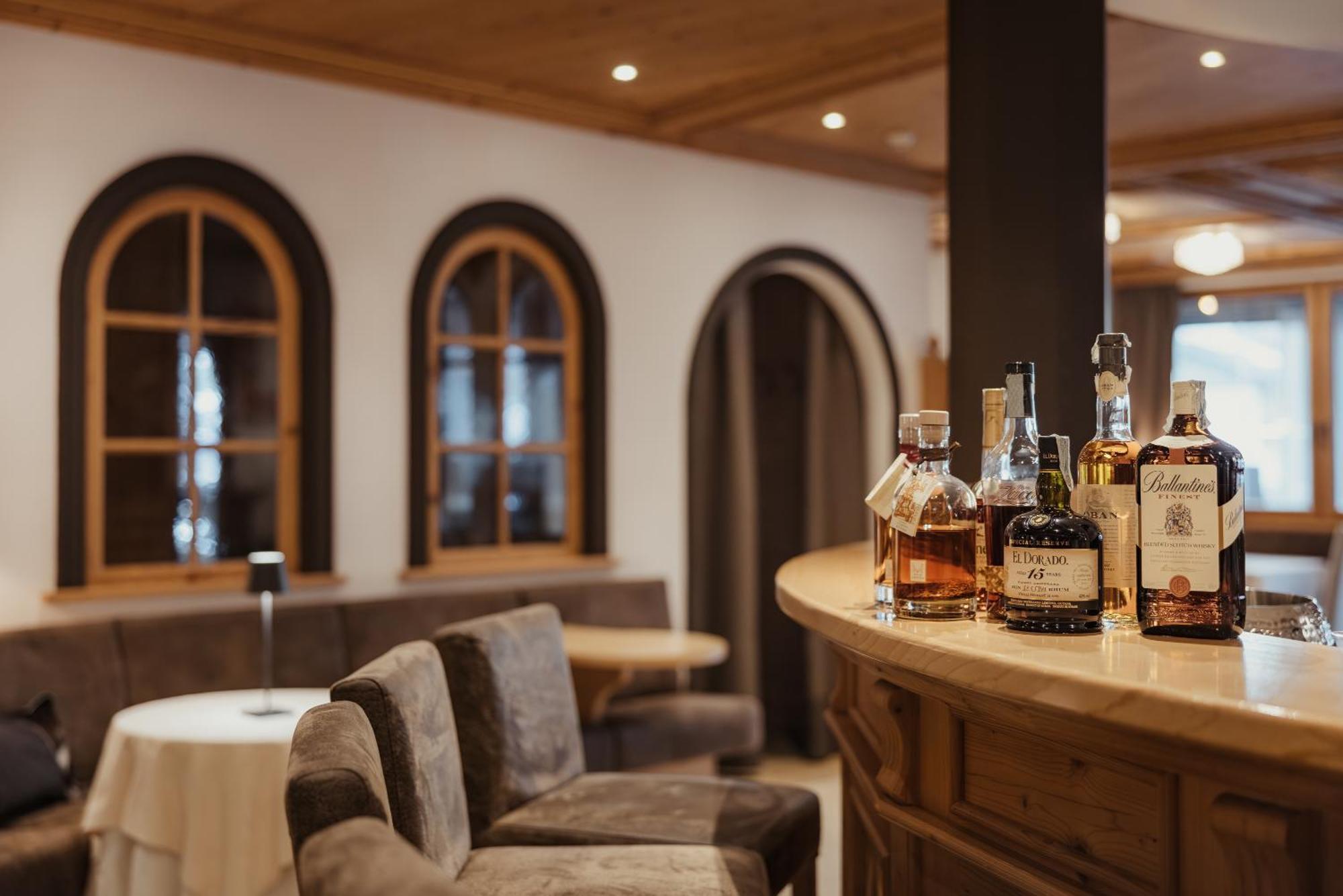 Hotel Antines Ла-Вілла Екстер'єр фото